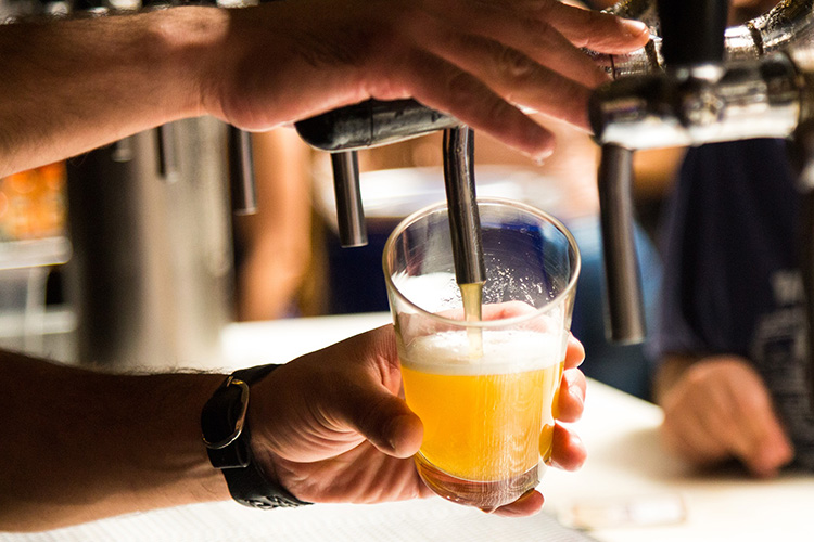 La cerveza sigue siendo un año más el motor del consumo en la hostelería española.