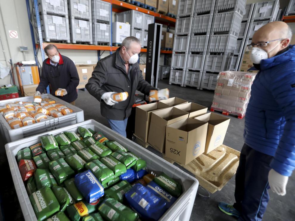 KFC aporta 10 toneladas de alimentos a los Bancos de Alimentos para combatir el riesgo de exclusión derivado del COVID 19