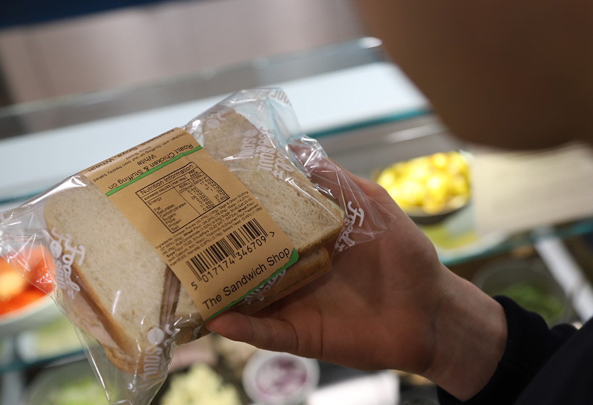 Etiquetas simples para alimentos preparados - Tecnología de etiquetado Brother, la verdadera ayuda a la hostelería