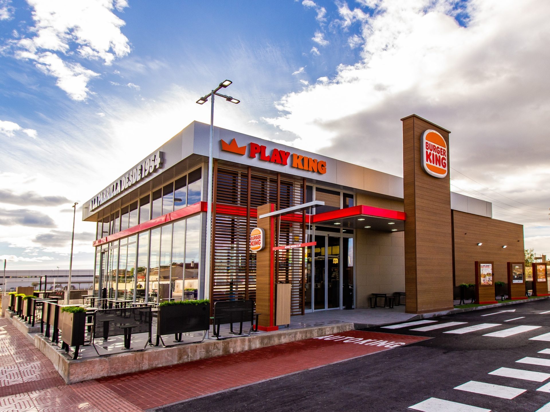 Restaurante en formato free standing de Burger King.