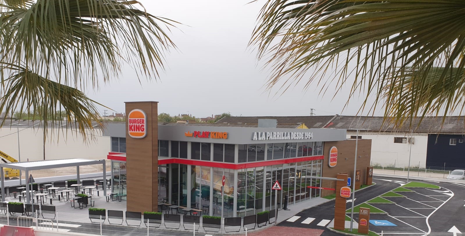 Burger King España apuesta por Andalucía y abre en la localidad sevillana de Écija su restaurante número 174 de la comunidad.