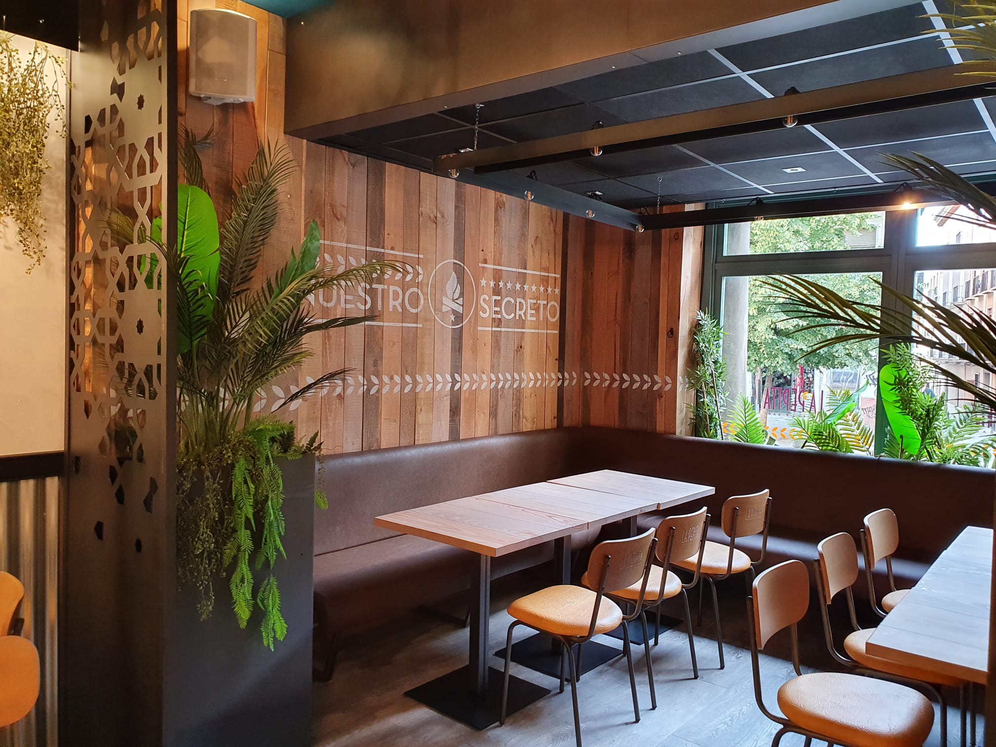 La cadena gallega La Pepita Burger Bar alcanza durante el primer trimestre del año un 65% en la cuota de consumo en casa de sus clientes.