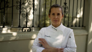 La chef Camila Ferraro del restaurante Sobretablas (Sevilla)