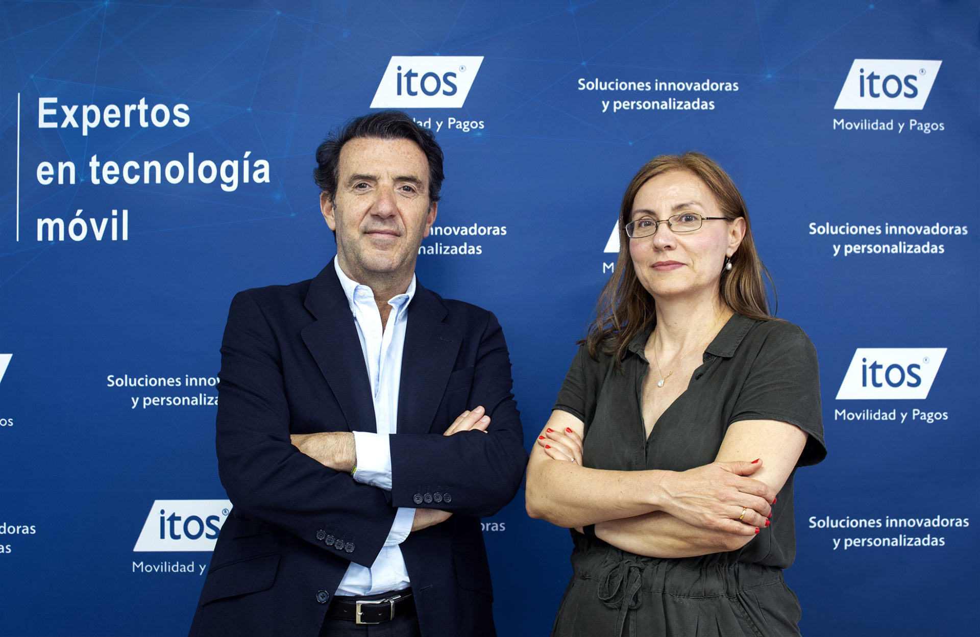 Velianna Ivanova, Directora I+D de ITOS, y Alejandro Salazar, Director de Medios de Pago.