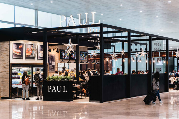 El coffee-bakery de PAUL completa la renovación gastronómica del aeropuerto de Barcelona.