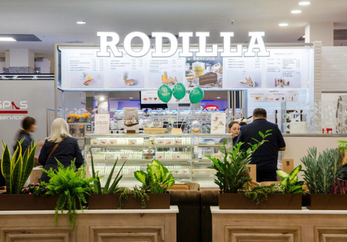 Local de Rodilla en el Centro Comercial Palacio de Hielo.