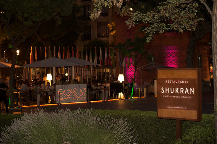 El restaurante propio de Shukran situado en la Casa Árabe de Madrid es el buque insignia de la marca española.