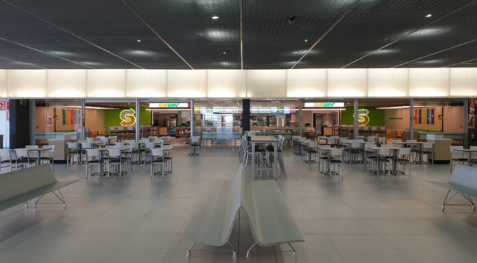 Establecimiento de Subway en el Aeropuerto de Corvera (Murcia).