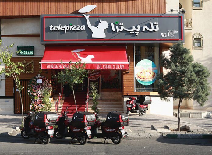 Primer local de Telepizza en Teherán (Irán).