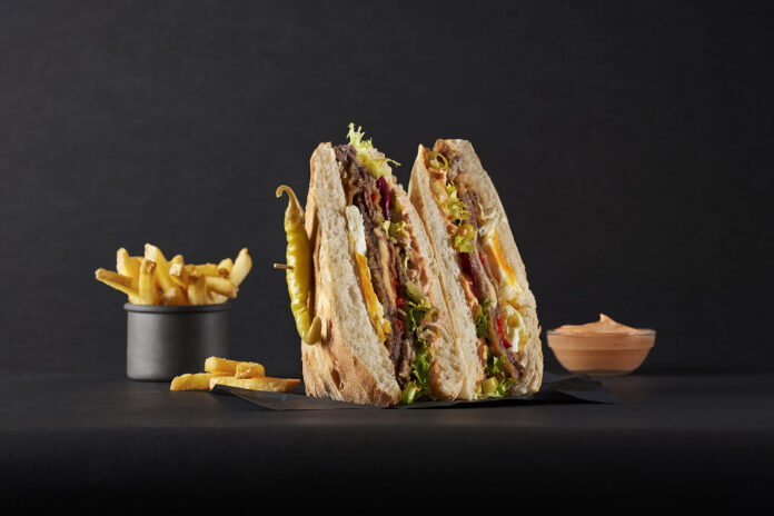 Cachopower es el nuevo sándwich de VIPS elaborado con cachopo.